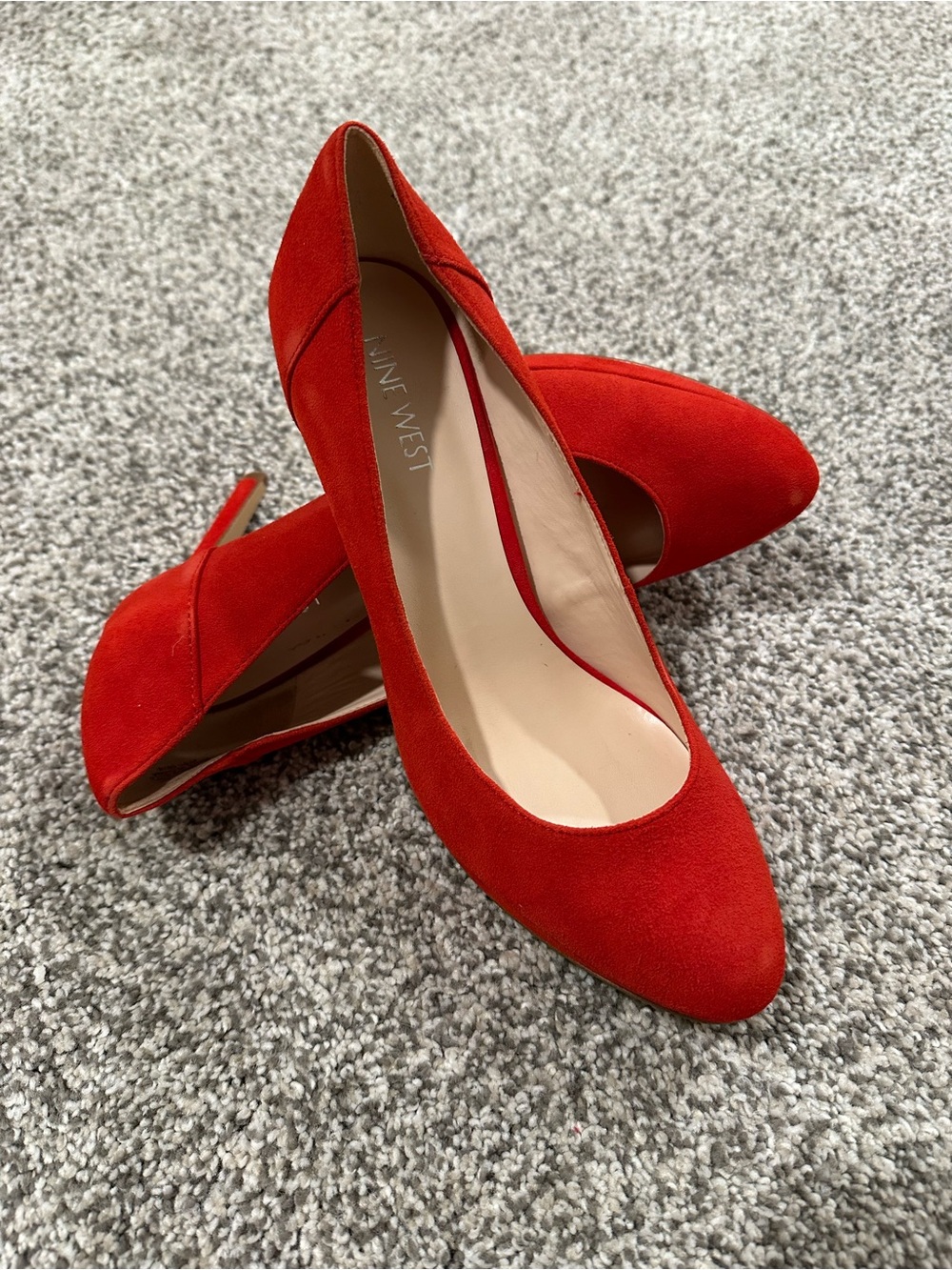 Nine West Quarless Red Suede Platform Pumps Heels Size 8 With Box